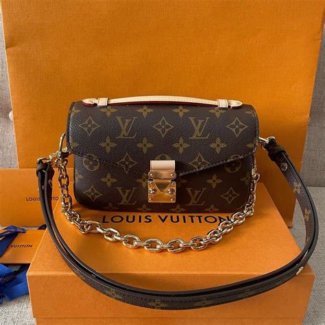 borsa metropolis louis vuitton|louis vuitton east west handbags.